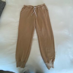 Aerie joggers- tan